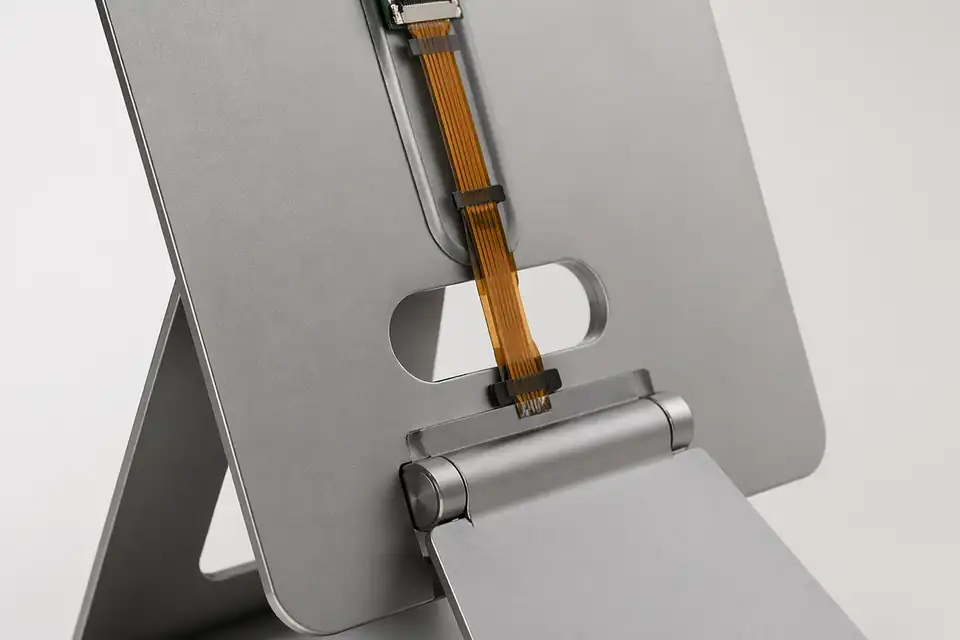 FFC and FPC assembly inside a thin tablet support structure