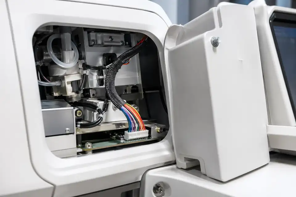 Micro medical harness inside a small medical terminal module